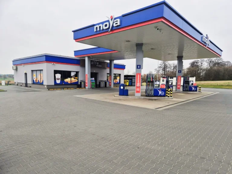 stacja paliw lutomierska konstantynow
