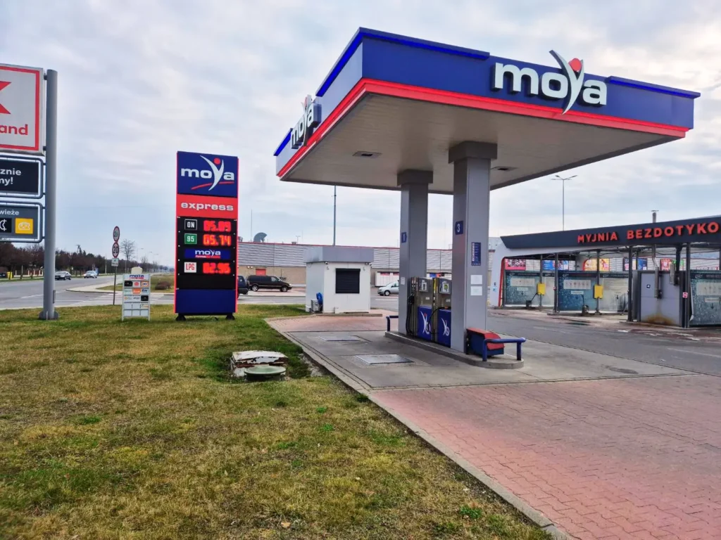 stacja paliw moya dorgas konstantynow lodzki spoldzielcza